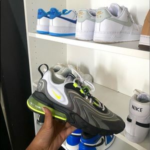 Nike AirMax 270 React (Youth)